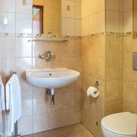 Nina Goscinne بيت ضيافة *