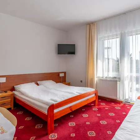 Konukevi Nina Goscinne 3*